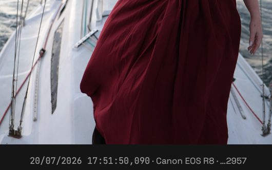 Capture date, time to the millisecond and camera model of a photo